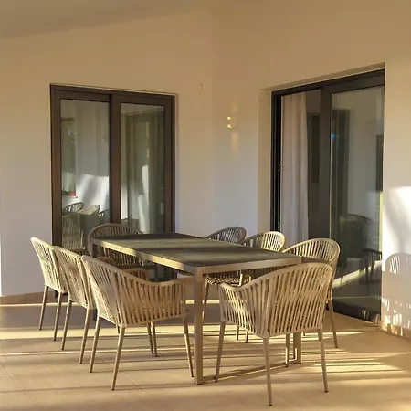 Leto 13 Villa