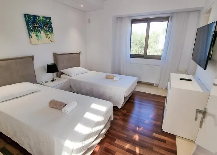 Leto 13 Villa Paphos