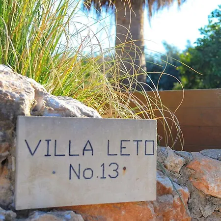 Vilă Leto 13 *